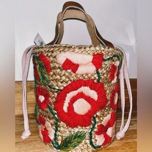 NWT Francesca’s Red Pink Floral Embroidered Straw Bucket Bag Purse
